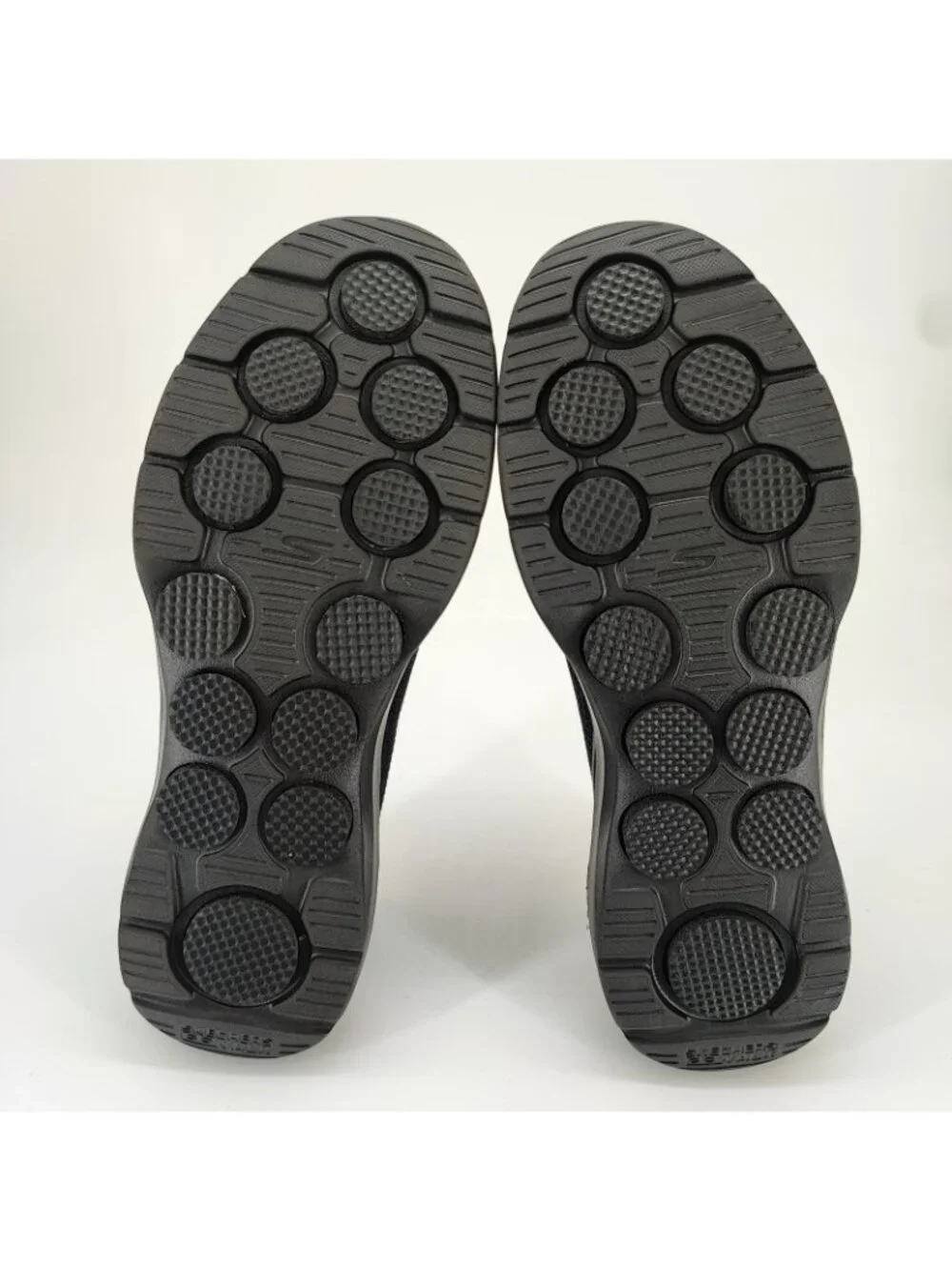 Skechers authentic go
